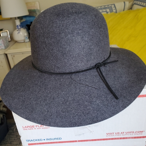 Phenix Gray Hat with Curved Brim and Adjustable Strap NWOT - Picture 8 of 11